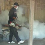 Pemberantasan sarang nyamuk dengan foging di Klaten(MI/DJOKO SARDJONO)