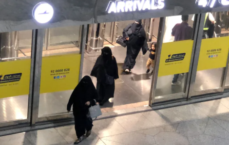 Saudi women are seen arriving at King Fahd International Airport in Dammam, Saudi Arabia [File: Hamad I Mohammed/Reuters]