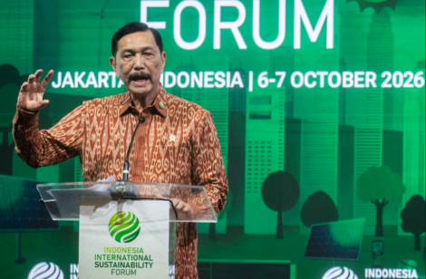 Ketua Dewan Ekonomi Nasional (DEN) Luhut Binsar Pandjaitan menyampaikan pidato pada penutupan Indonesia International Sustainability Forum (ISF) 2026 di Jakarta, Rabu (7/10/2026). Forum dengan total 22 sesi tematik yang diselenggarakan pada 6-7 Oktober 2026 tersebut menjadi wadah untuk membangun kemitraan, memperkuat kolaborasi dan mendorong investasi, transfer teknologi yang dapat membawa berbagai gagasan menjadi solusi nyata.(ANTARA FOTO/Bayu Pratama S)
