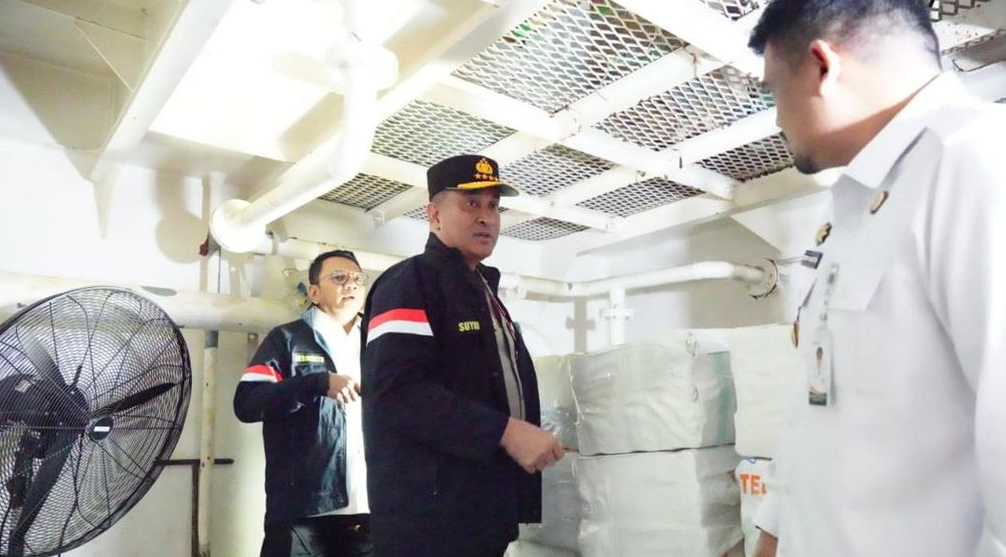 Foto: Kapolri Jenderal Suyudi Ario Seto di sela acara pengungkapan kasus penyelundupan 1 ton ketamin dalam Kapal MT Global 168 di Pelabuhan Bengawan (dok Istimewa)