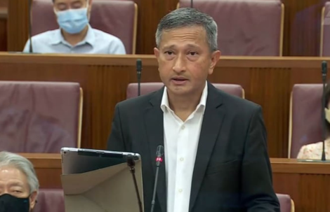 Menteri Luar Negeri Singapura Vivian Balakrishnan berbicara di Parlemen pada Senin (28/2/2032). (CNA)