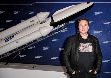 Elon Musk secara mengejutkan mengakhiri hubungan profesional dan hubungan pribadi dengan Shivon Zilis tanpa peringatan awal. Source: Pool / Getty Images