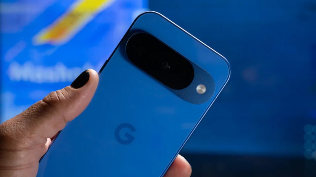 The latest Pixel update is locking some users out of their smartphone. Credit: Joseph Maldonado / Mashable