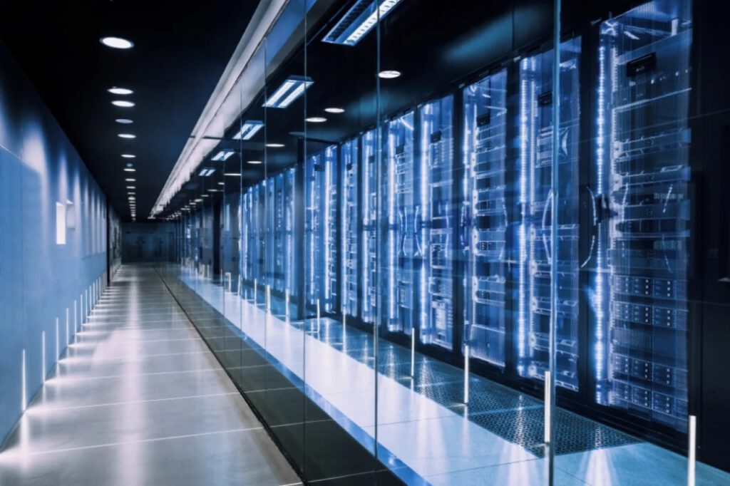 Ilustrasi server di data center/JLL
