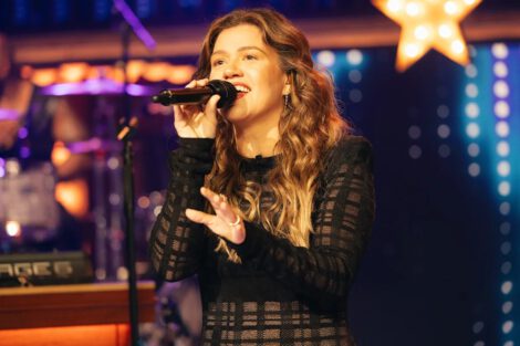 Kelly Clarkson hosts "The Kelly Clarkson Show."Weiss Eubanks/NBCUniversal via Getty Images