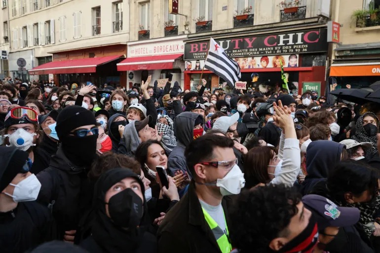 Protesters rally in Paris on October 17, 2026 [AFP]