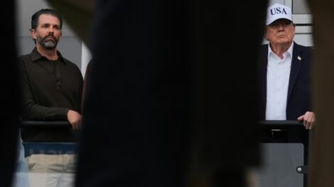 Julia Demaree Nikhinson / AP